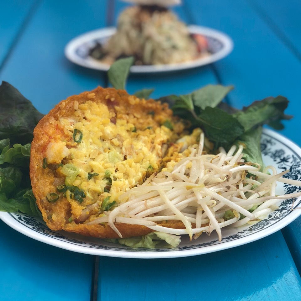 Banh Xeo (Crispy Vietnamese Pancakes) at Bún-Ker (Bun Ker) on #foodmento http://foodmento.com/place/2620