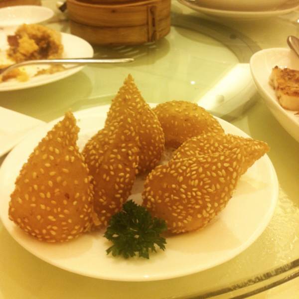 Sesame Balls at Lei Garden Restaurant 利苑酒家 on #foodmento http://foodmento.com/place/269