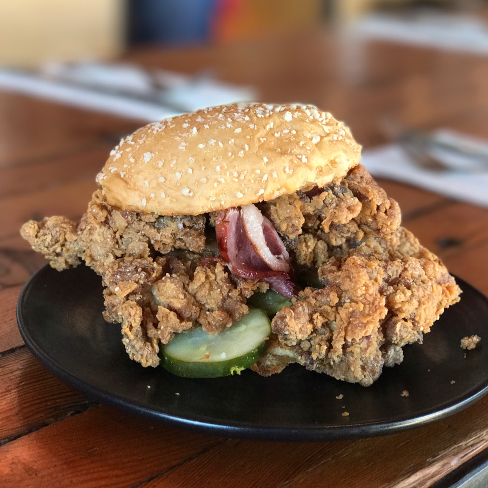 Southern Fry Burger (Smokey Fried Jidori Chicken, Duck Breast Ham...) from Plan Check Kitchen + Bar on #foodmento http://foodmento.com/dish/10587