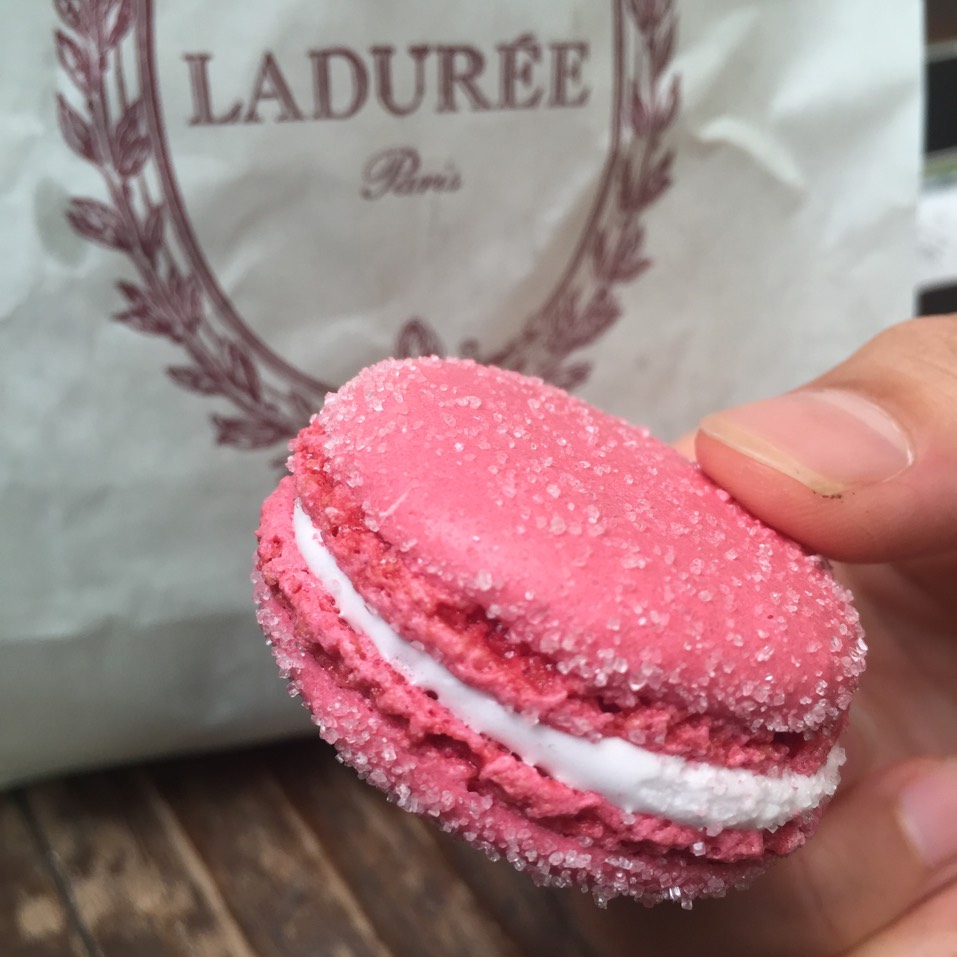 Strawberry candy marshmallow Macaron from Ladurée on #foodmento http://foodmento.com/dish/30135