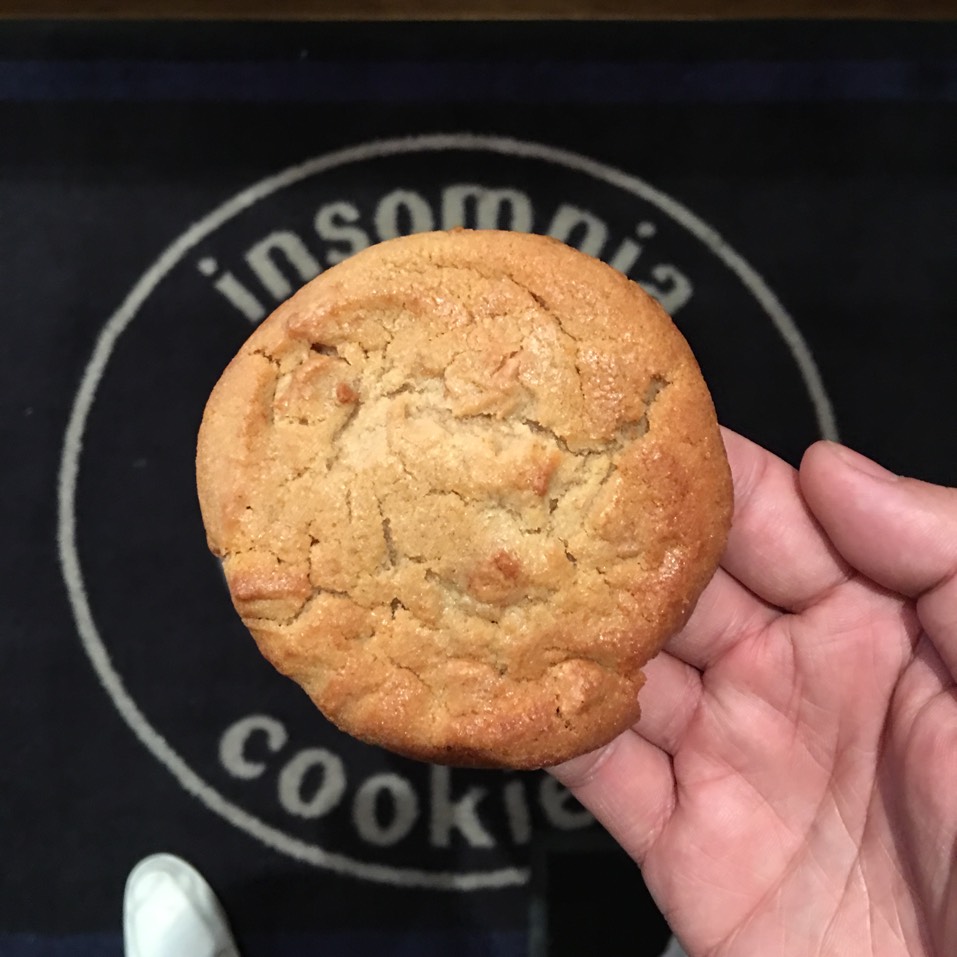 Peanut Butter Cookie at Insomnia Cookies on #foodmento http://foodmento.com/place/2935