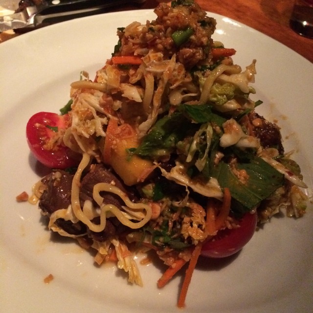 Thai Steak & Noodle Salad (Filet Mignon) from Hillstone on #foodmento http://foodmento.com/dish/14157