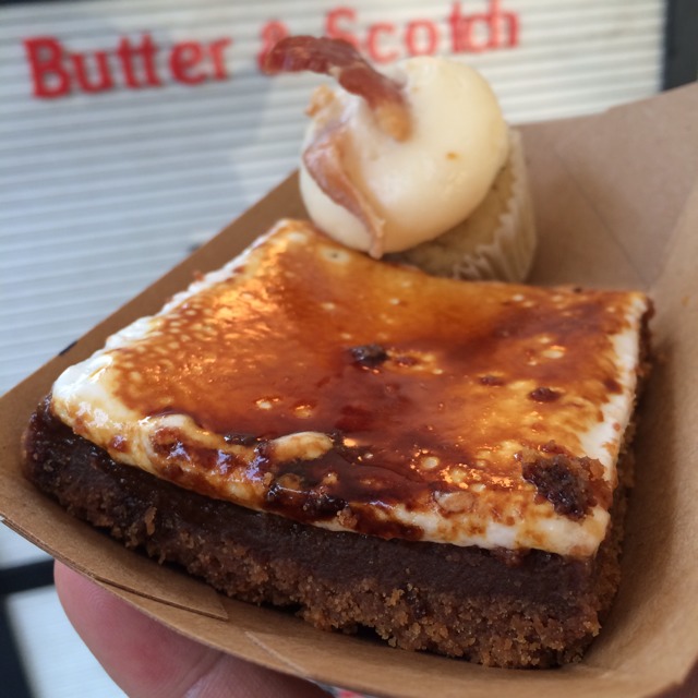 S'mores Bar @ Butter & Scotch at Smorgasburg Williamsburg on #foodmento http://foodmento.com/place/2984