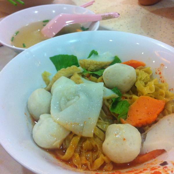 Dry Noodle @ Teochew Fishball (#02-13) from Tiong Bahru Market & Food Centre on #foodmento http://foodmento.com/dish/701