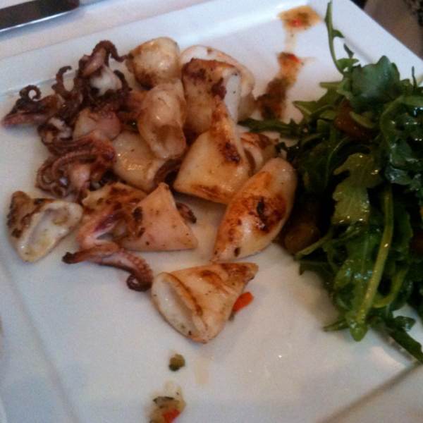 Seared Calamari w Arugula, Pepper Jelly... from Antonucci on #foodmento http://foodmento.com/dish/1445
