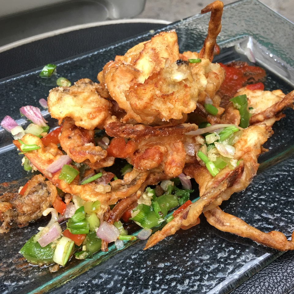 Crispy Soft Shell Crab at Laut on #foodmento http://foodmento.com/place/3119