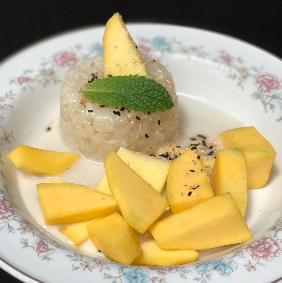 Mango Sticky Rice  at Laut on #foodmento http://foodmento.com/place/3119