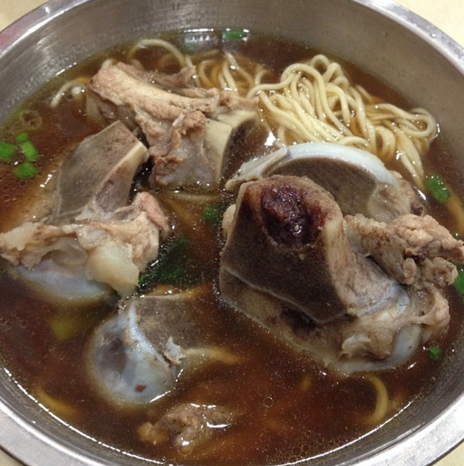 Pork Bone Noodle Soup at Super Taste (百味蘭州拉面) on #foodmento http://foodmento.com/place/3131