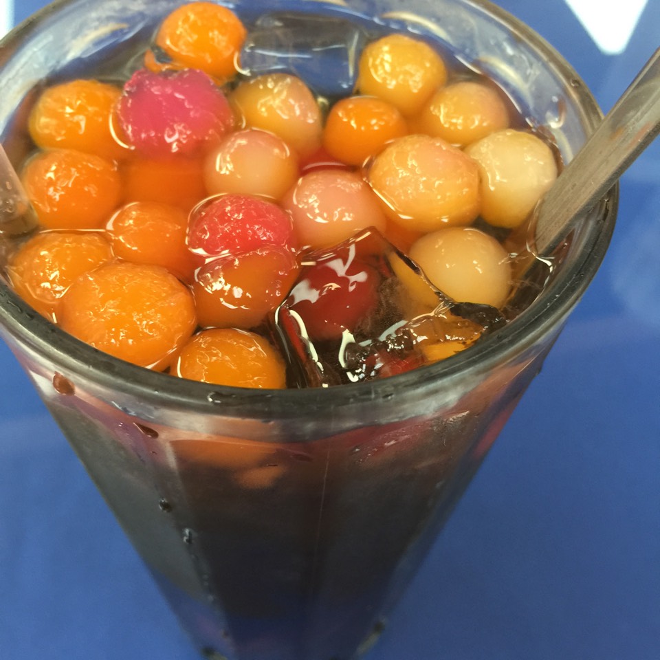 Sago (Sweet Drink With Tapioca Pearl) from Ihawan on #foodmento http://foodmento.com/dish/31743