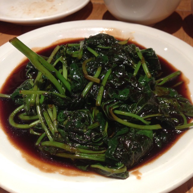 Ah Por Fan Shu Leaves (Sweet Potato Leaves) at Soup Restaurant 三盅兩件 on #foodmento http://foodmento.com/place/31