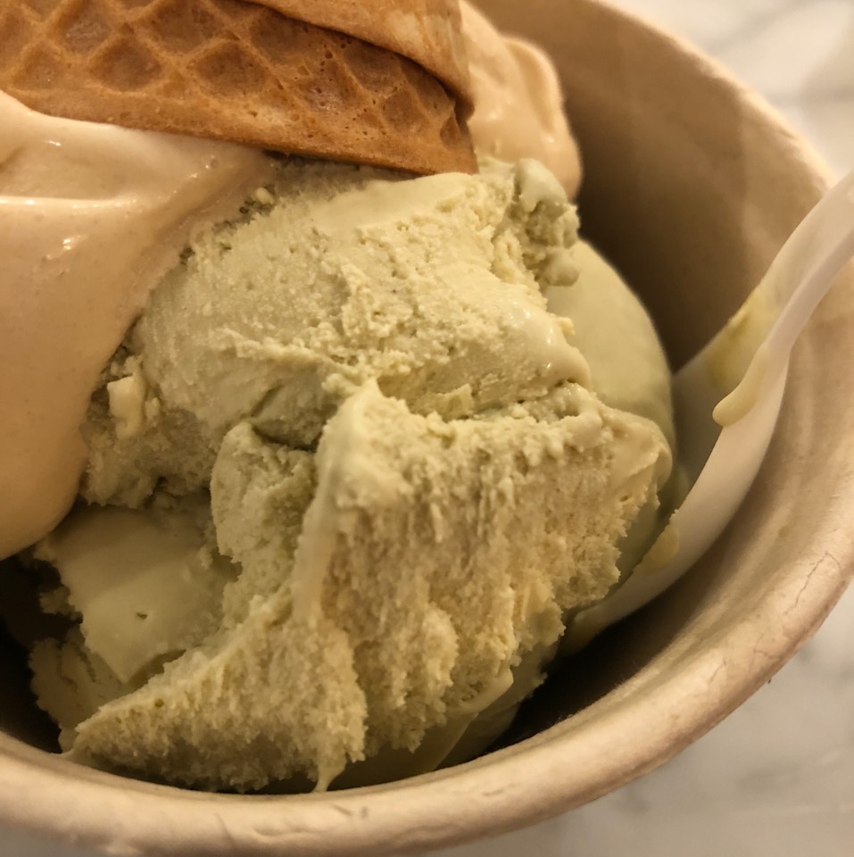 Pistachio Ice Cream from Van Leeuwen Artisan Ice Cream on #foodmento http://foodmento.com/dish/13010