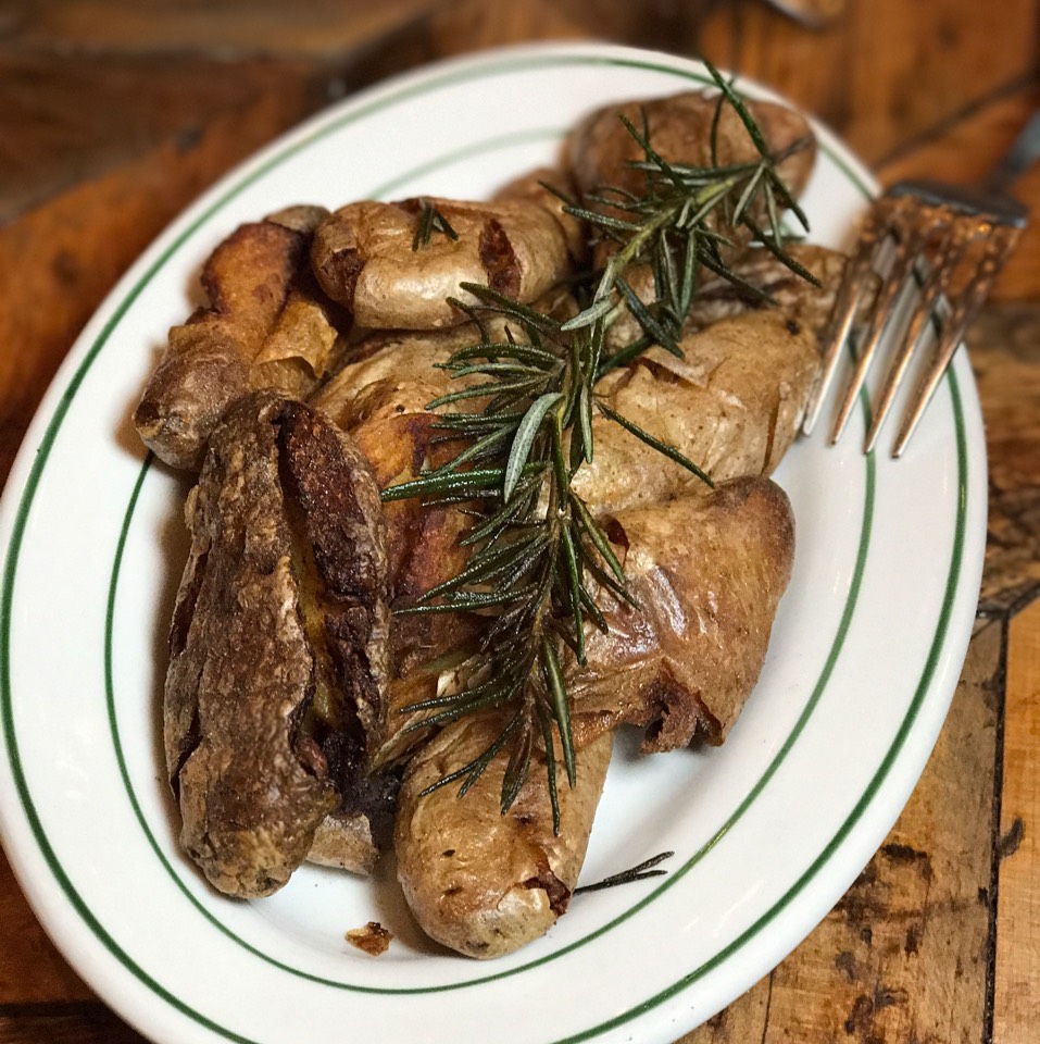 Rosemary Potatoes at Rosemary’s Enoteca & Trattoria on #foodmento http://foodmento.com/place/3228
