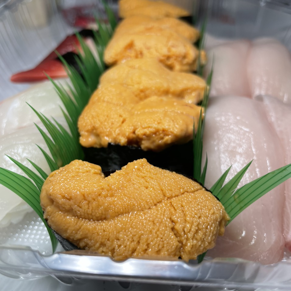 Sea Urchin Uni Sushi $17 at Sushi Ota on #foodmento http://foodmento.com/place/3273