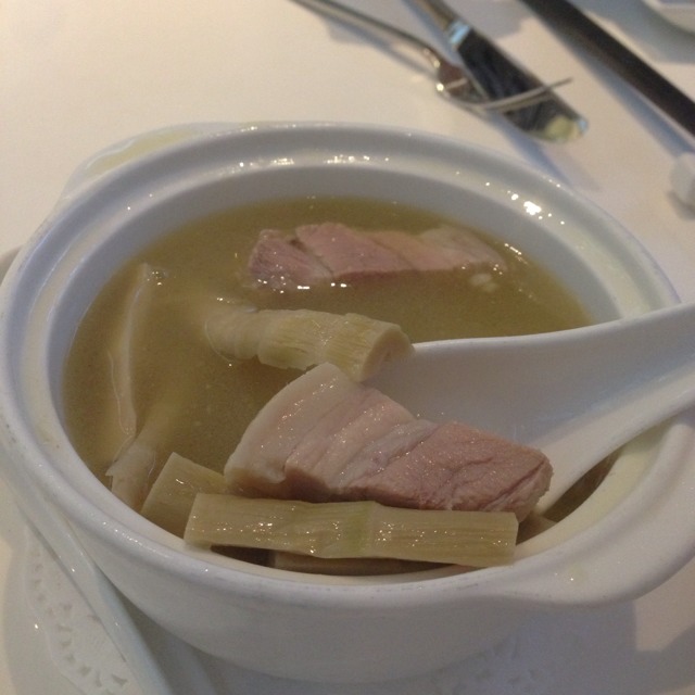 Yan Du Xian (Salted Pork, Bamboo Soup) at TungLok Signatures 同乐经典 (CLOSED) on #foodmento http://foodmento.com/place/32