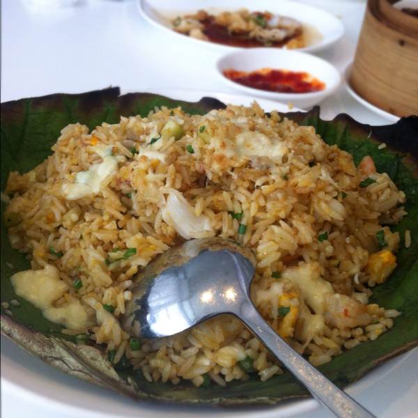 Baked fried rice with seafood at TungLok Signatures 同乐经典 (CLOSED) on #foodmento http://foodmento.com/place/32