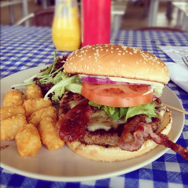 Pork Burger (200g) from De Burg (home of the BURGASM experience!) on #foodmento http://foodmento.com/dish/1106