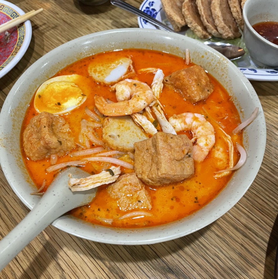 Singapore Kari Laksa from Taste Good Malaysian Cuisine 好味 on #foodmento http://foodmento.com/dish/1124