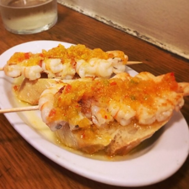 Brochettas De Gambas (Shrimp) at Goiz Argi on #foodmento http://foodmento.com/place/3430