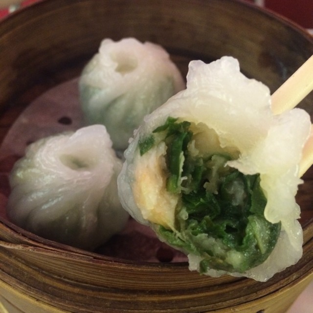 Chives & Shrimp Dumplings from Dim Sum Go Go on #foodmento http://foodmento.com/dish/16283