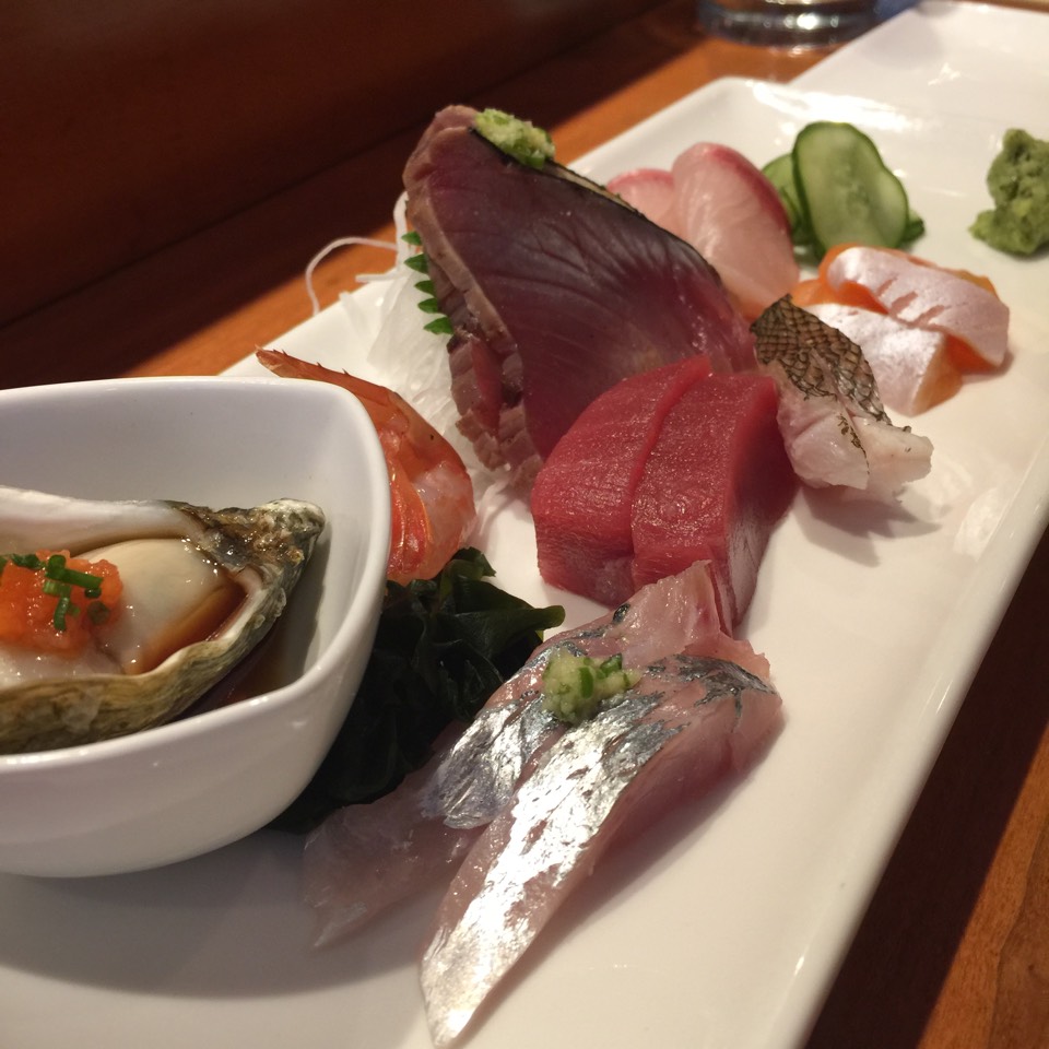 Assorted Sashimi from Sushi Dojo NYC on #foodmento http://foodmento.com/dish/17286