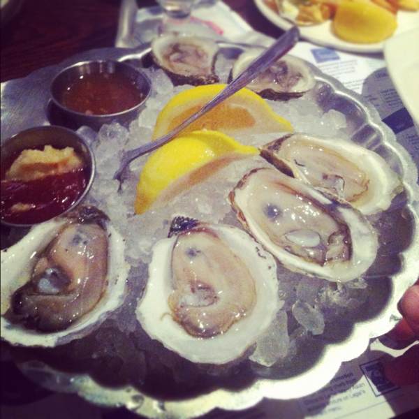 Raw Oysters (Wianno, Firelake...) at Legal Sea Foods on #foodmento http://foodmento.com/place/354