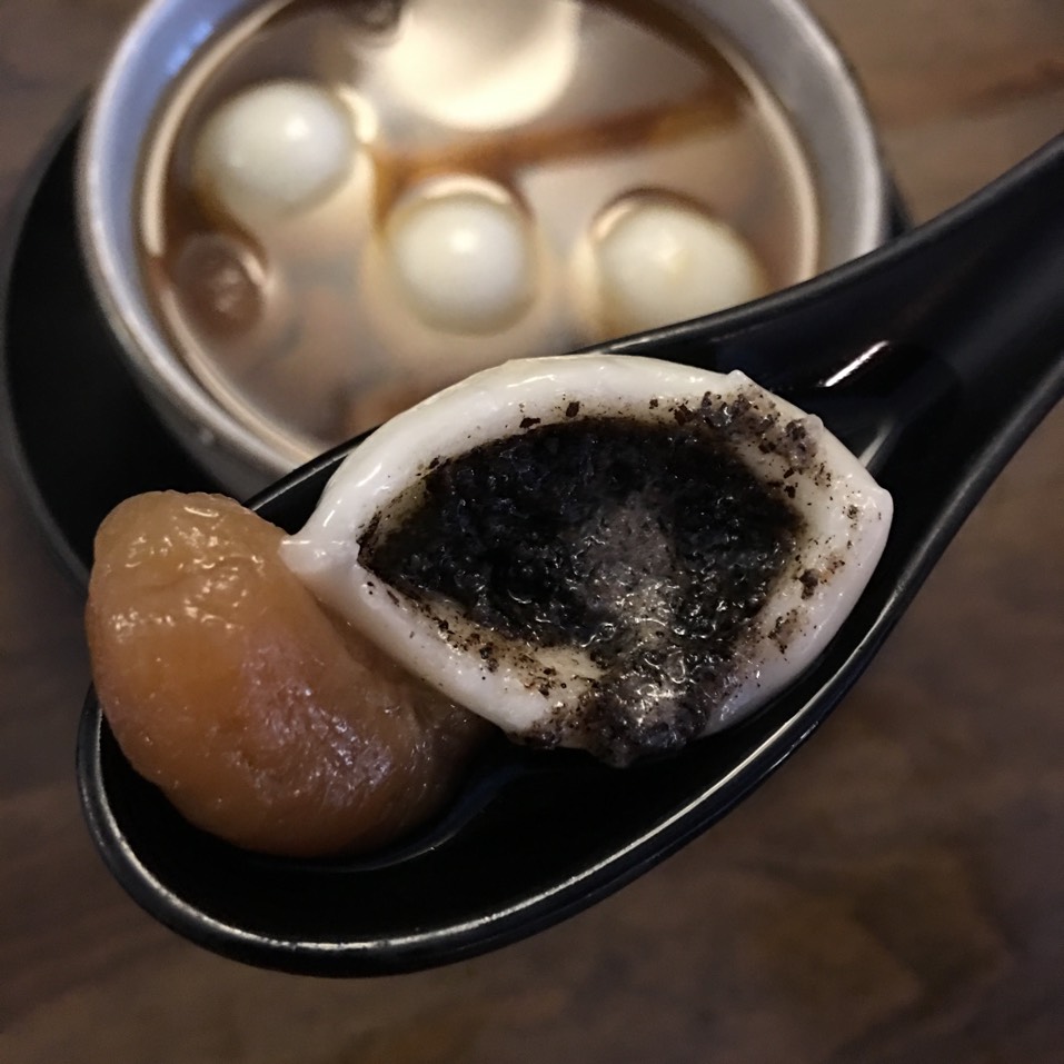 Black Sesame Dumpling w/ Sweet Osmanthus at Noodle Village 粥麵軒 on #foodmento http://foodmento.com/place/3564