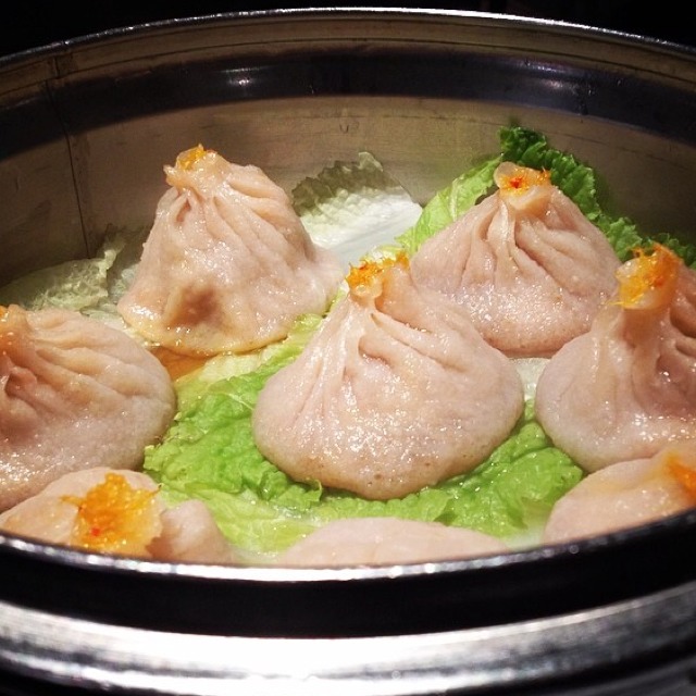 Xiao Long Bao (Crab & Pork Soup Dumplings) from Nice Green Bo on #foodmento http://foodmento.com/dish/14428