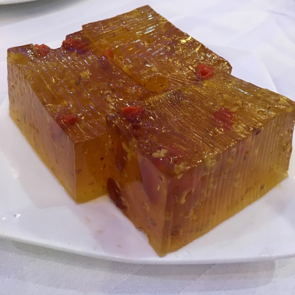 Osmanthus Jelly at Golden Unicorn Restaurant 麒麟金閣 on #foodmento http://foodmento.com/place/3596