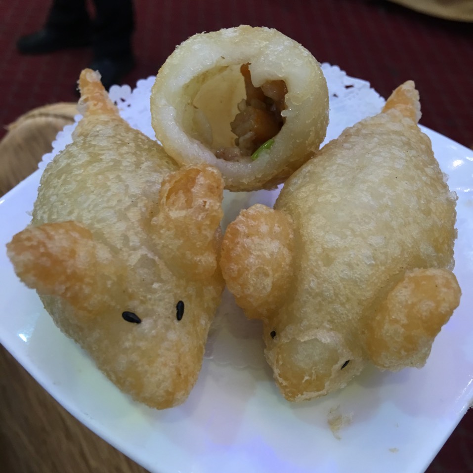 Sticky Salty Dumplings (Mouse Shaped) at Golden Unicorn Restaurant 麒麟金閣 on #foodmento http://foodmento.com/place/3596