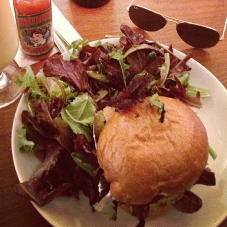 Salmon Burger from Siggy's Good Food on #foodmento http://foodmento.com/dish/33715