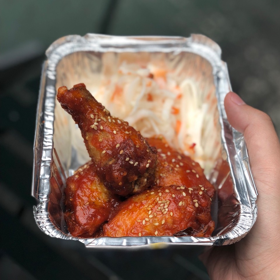 Chicken Wings @ Kimchi Taco from Broadway Bites by Urbanspace (SEASONAL) on #foodmento http://foodmento.com/dish/45580
