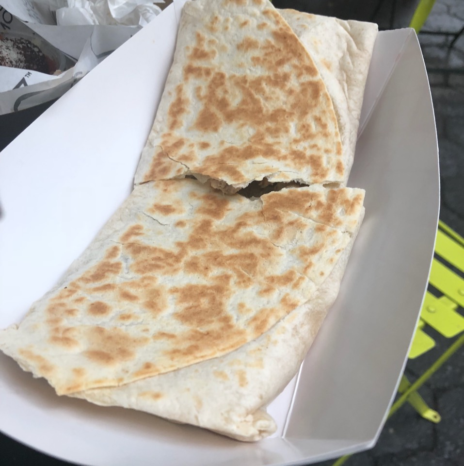 Chicken Quesadilla @ Domo Taco from Broadway Bites by Urbanspace (SEASONAL) on #foodmento http://foodmento.com/dish/45583