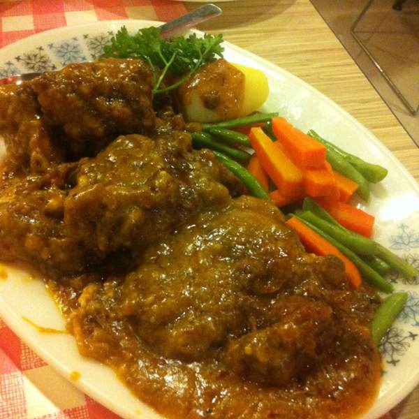 Prince's Special Ox-Tail Stew from Prince Coffee House on #foodmento http://foodmento.com/dish/1260