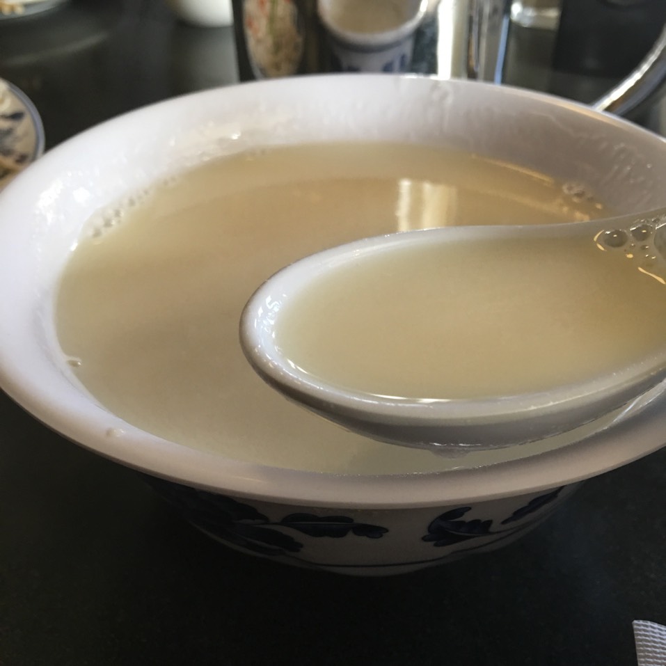 Soy Bean Milk (Sweet) from Chung Shin Yuan on #foodmento http://foodmento.com/dish/36737