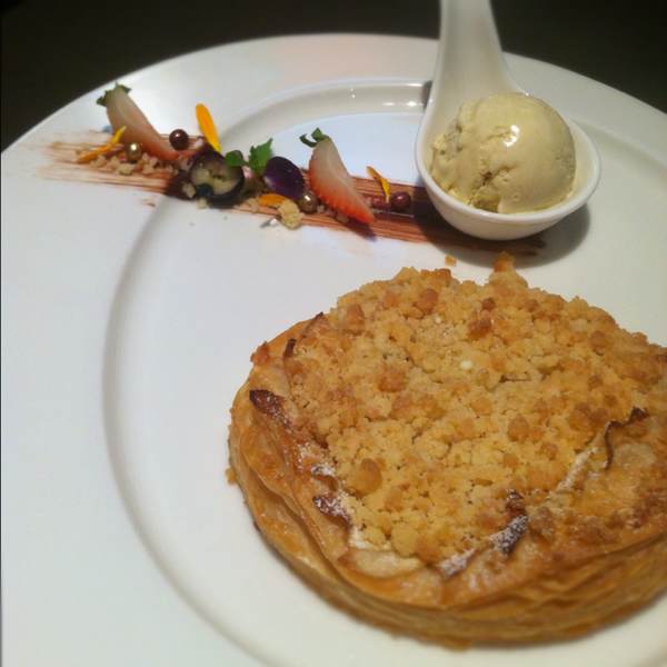 Pear Tart & Ice Cream from Private Affairs on #foodmento http://foodmento.com/dish/1312