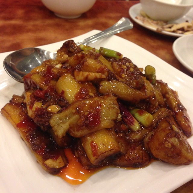 Braised Eggplant With Shredded Pork at Pu Dong Restaurant on #foodmento http://foodmento.com/place/392