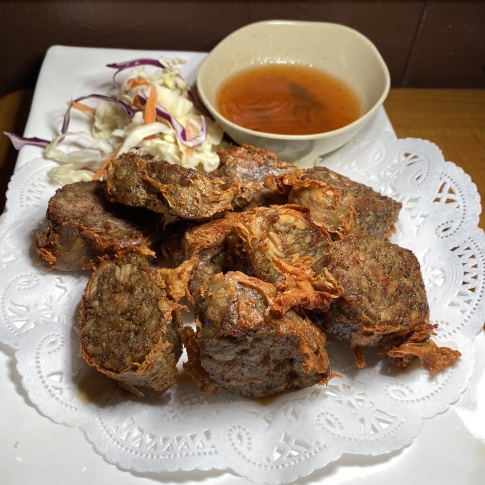 Hoi Jaw Shrimp Roll at Pailin Thai Cuisine on #foodmento http://foodmento.com/place/3937