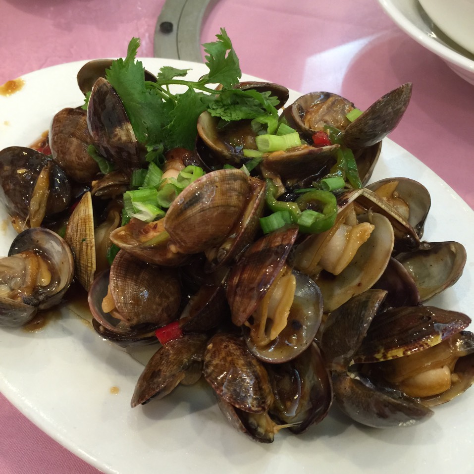 Clams With Black Bean Sauce at Sing Kee Seafood Restaurant (CLOSED) on #foodmento http://foodmento.com/place/3978