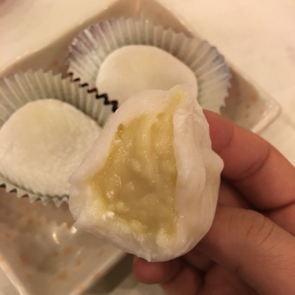 Durian Mochi from Jing Fong Restaurant 金豐大酒樓 on #foodmento http://foodmento.com/dish/36288
