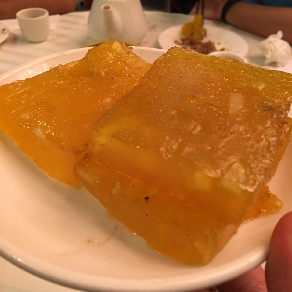Chestnut Jelly at Jing Fong Restaurant 金豐大酒樓 on #foodmento http://foodmento.com/place/4006