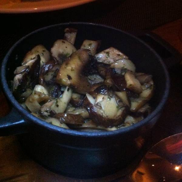 Sauteed Wild Mushrooms (Side) at Wooloomooloo Steakhouse on #foodmento http://foodmento.com/place/400