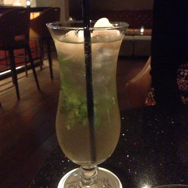 Cool Mint (Fresh Lychee, Mint, Ginger Ale, Soda) Mocktail from Wooloomooloo Steakhouse on #foodmento http://foodmento.com/dish/3906