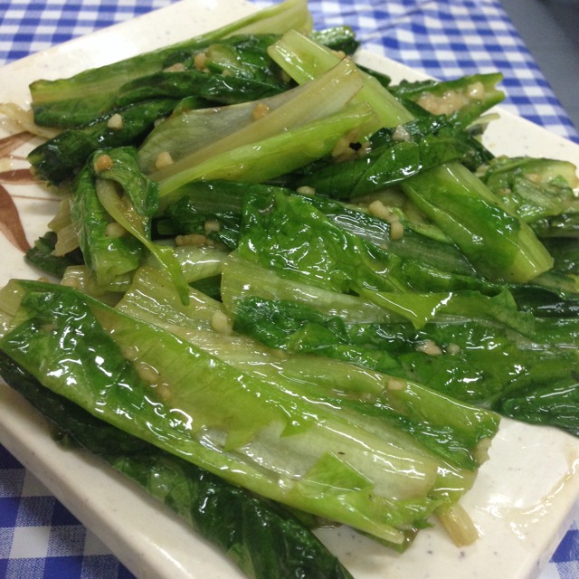 Garlic With Preserved Beancurd Fried Vegetables from Mini Star Fermented Beancurd on #foodmento http://foodmento.com/dish/6216