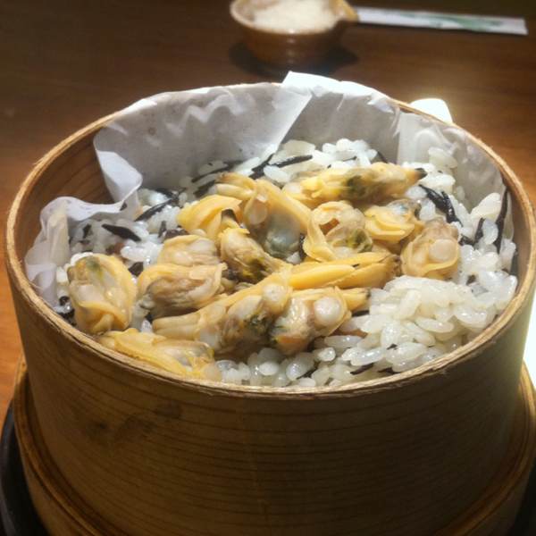 Asari Seiro (Rice & Short Neck Clams) at Ootoya Japanese Restaurant 大户屋 on #foodmento http://foodmento.com/place/40