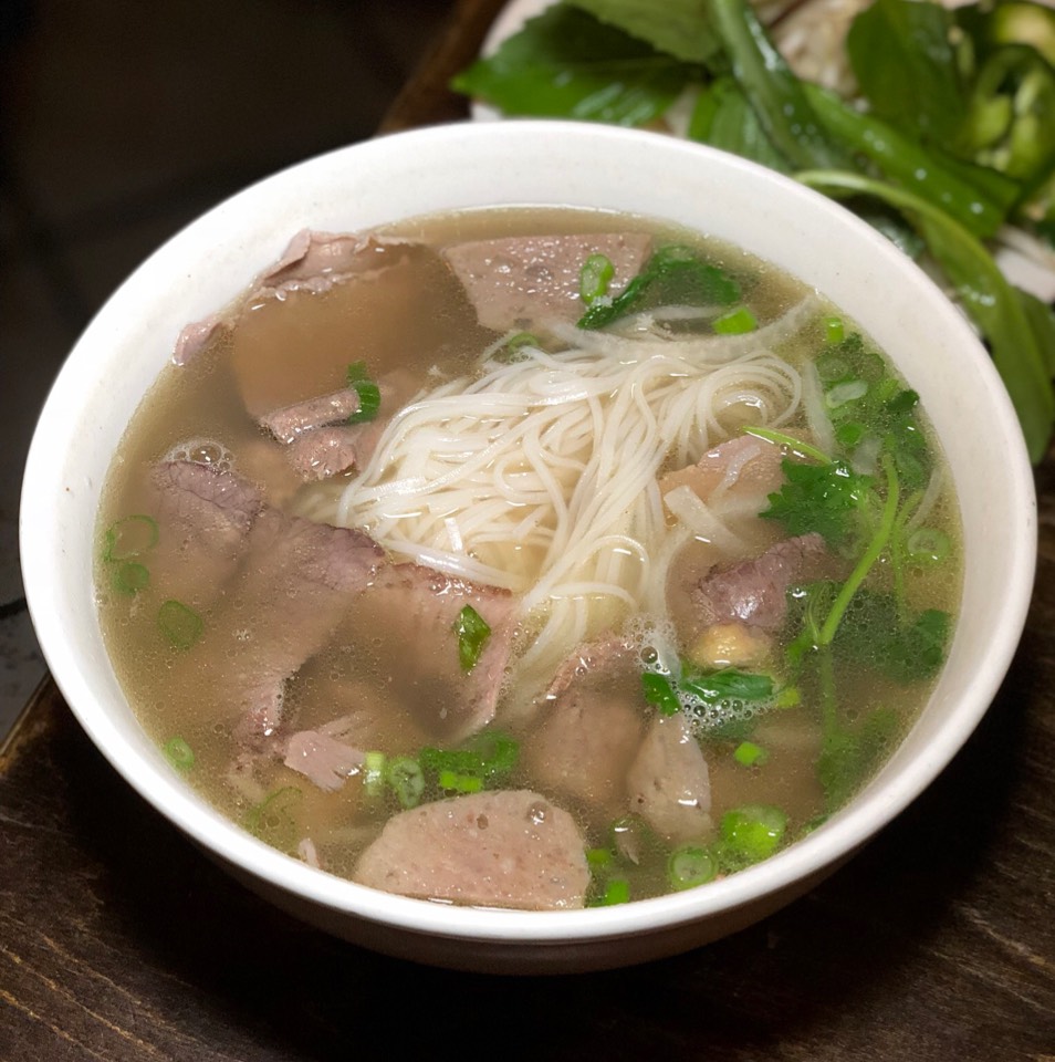 Pho Sao Mai (House Special Pho Noodle Soup) at Sao Mai on #foodmento http://foodmento.com/place/4140