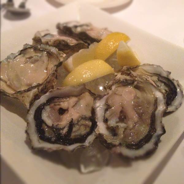 $1 Oysters (Tuesdays) from Greenwood Fish Market & Bistro on #foodmento http://foodmento.com/dish/633