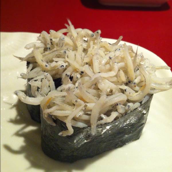 Kamaage Shirasu Sushi (Sardine) at Sushi Tei on #foodmento http://foodmento.com/place/42