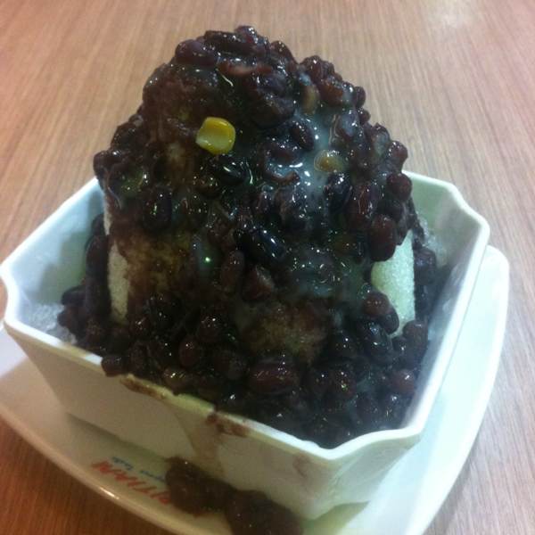Red Bean Milk Ice (@ Desserts) at Kopitiam on #foodmento http://foodmento.com/place/433