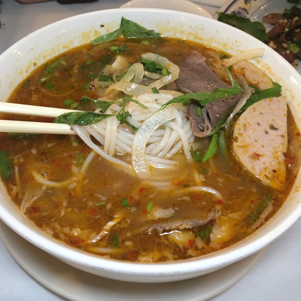 Bun Bo Hue (Spicy Noodle Soup) from Nam Phuong on #foodmento http://foodmento.com/dish/39536