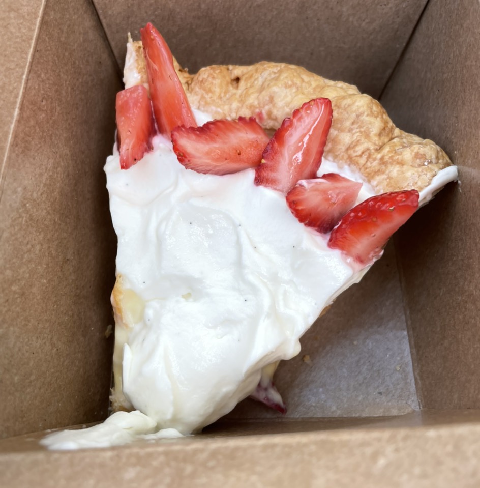 Strawberry Passion Fruit Pie at République (Republique) on #foodmento http://foodmento.com/place/4460